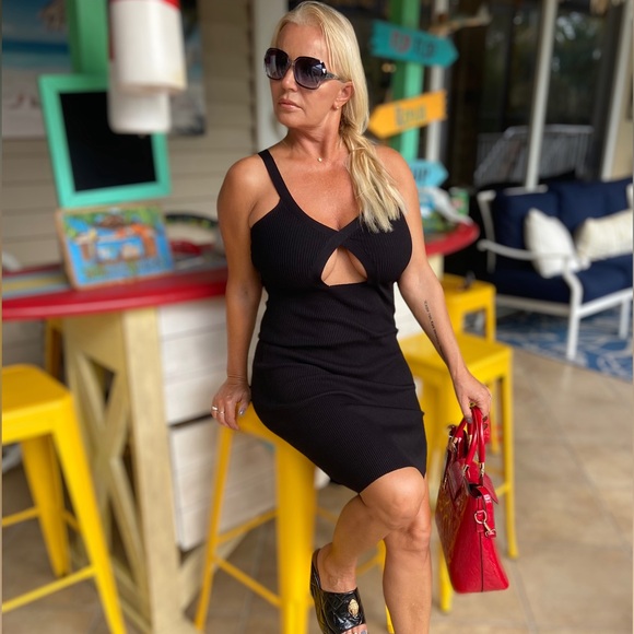 Balboa Sleeveless Knit Dress with Front Cut Out and Side Slit - Size Small - Picture 2 of 8